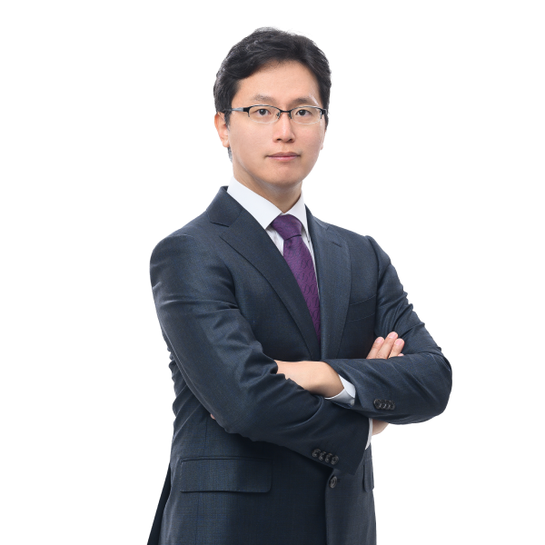 Jong Hyun, Jo Luật sư đối tác